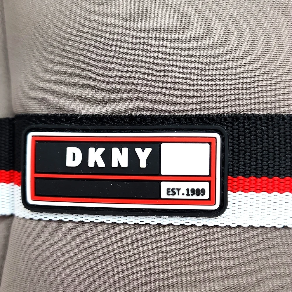 DKNY TOILETRY TRAVEL BAG, GREY